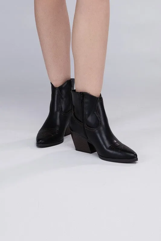 ABEAM Western Booties