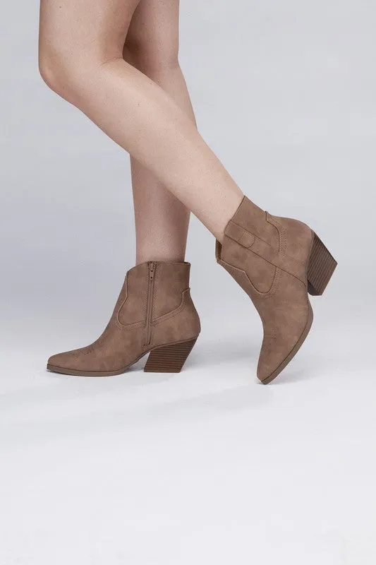 ABEAM Western Booties