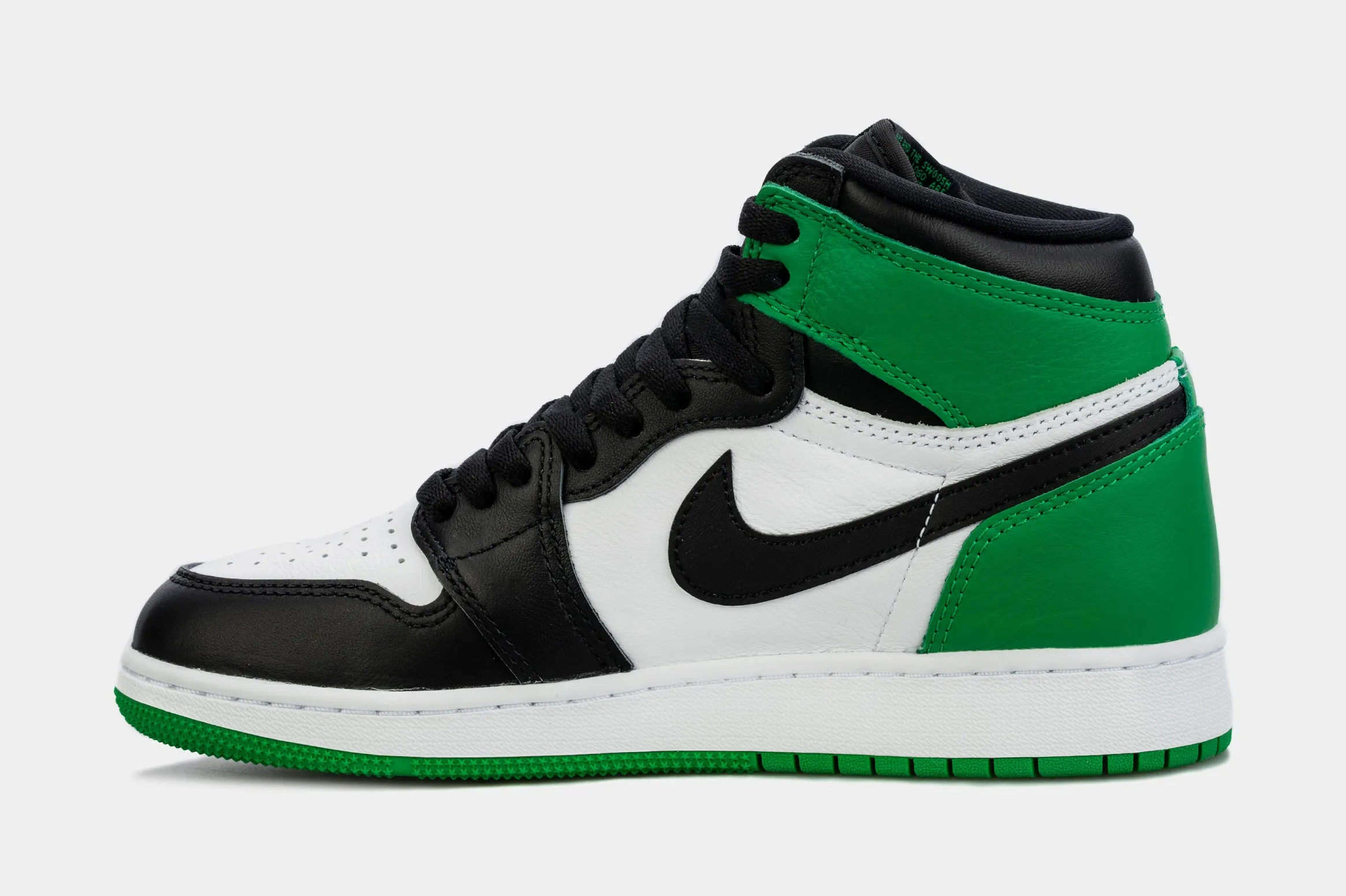 Air Jordan 1 Retro High OG Lucky Green Grade School Lifestyle Shoes (Green/Black)