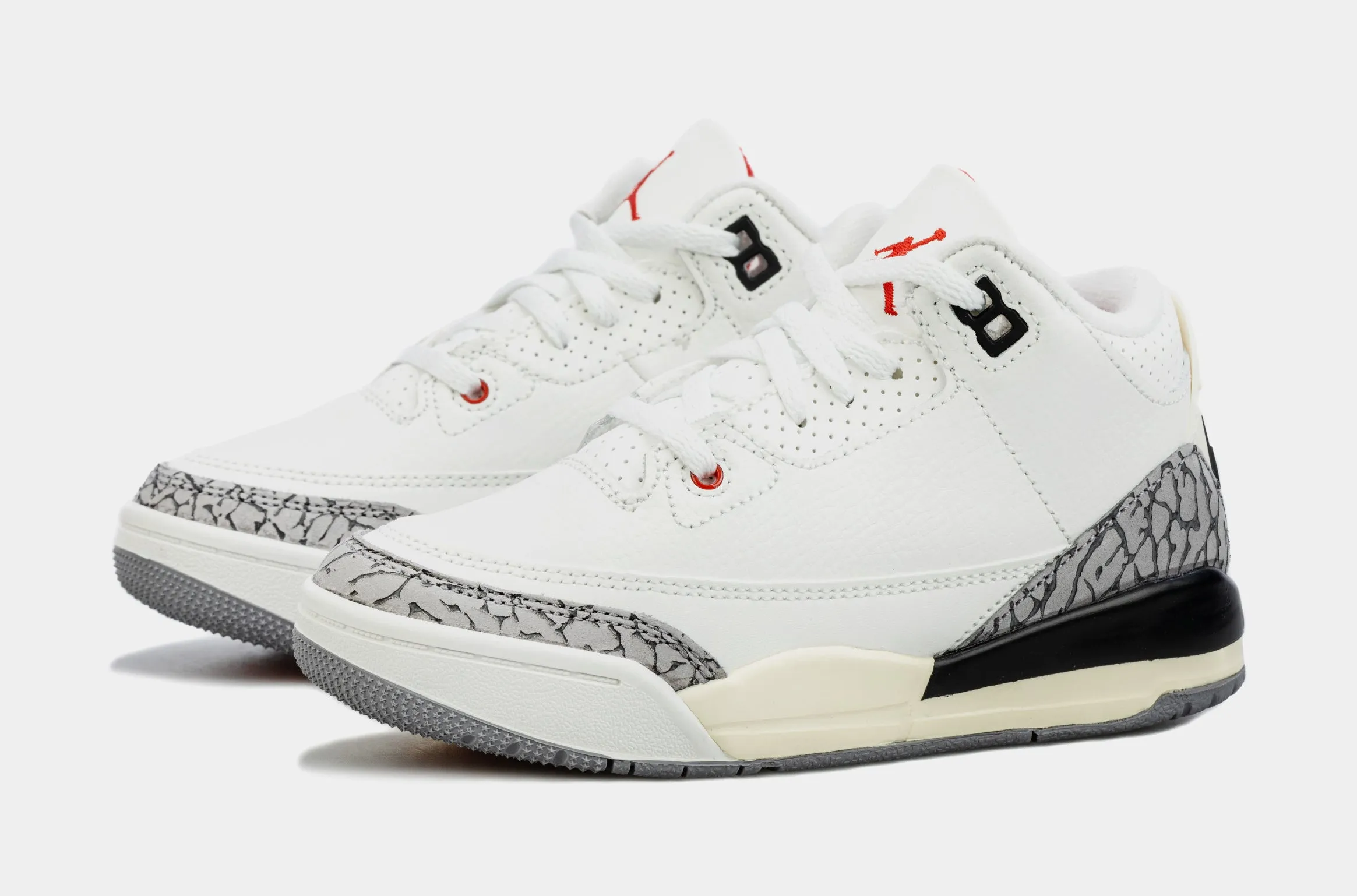 Air Jordan 3 Retro White Cement Reimagined Preschool Lifestyle Shoes (White/Grey)