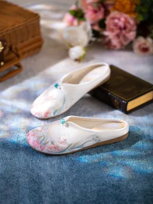 Chinese Style Rabbit and Peach Blossom Embroidered Shoes Slippers