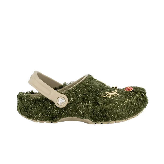 Crocs Classic Grass Clog With 9 Jibbitz