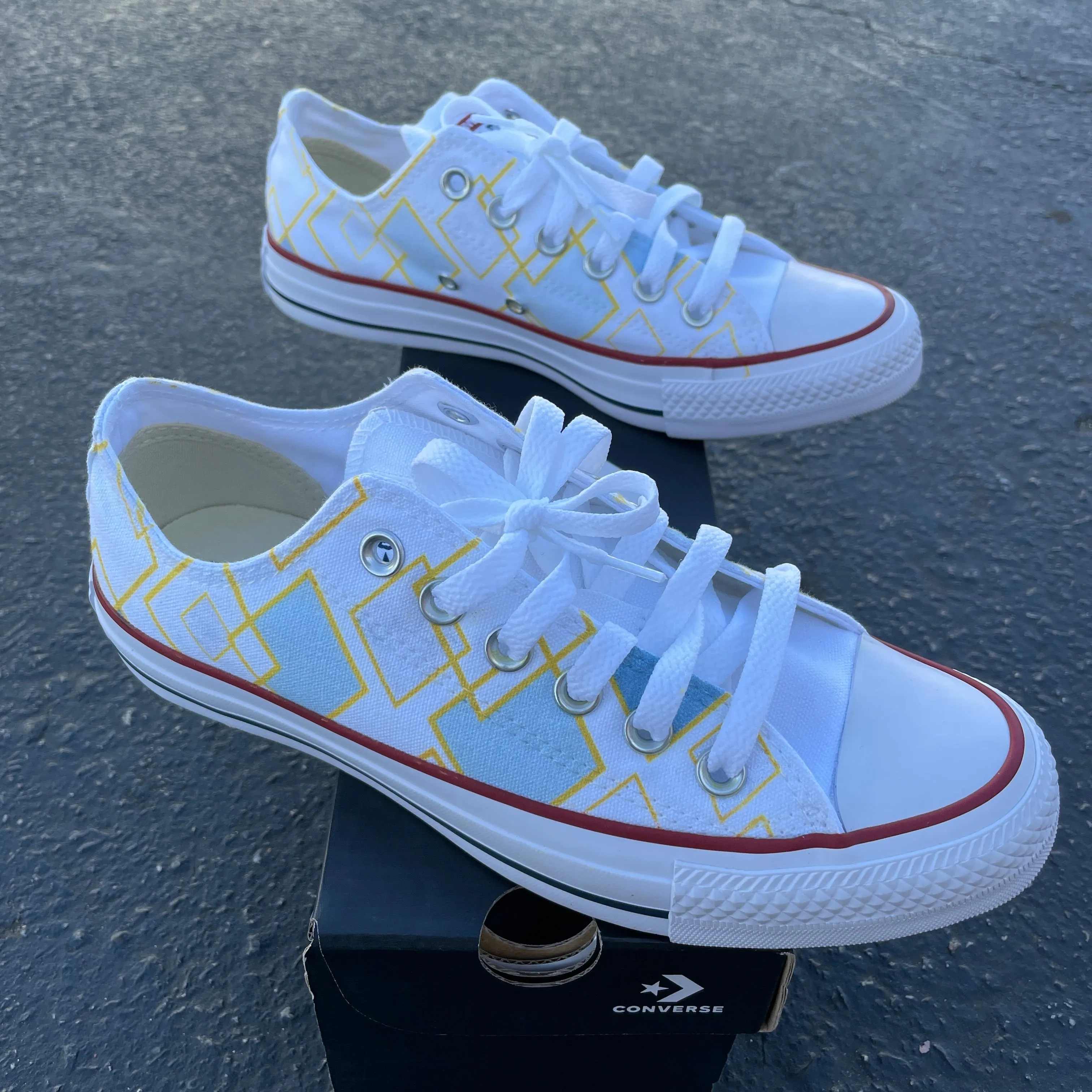 Dancing Diamond Pattern - Custom Low Tops - Custom Converse Shoes