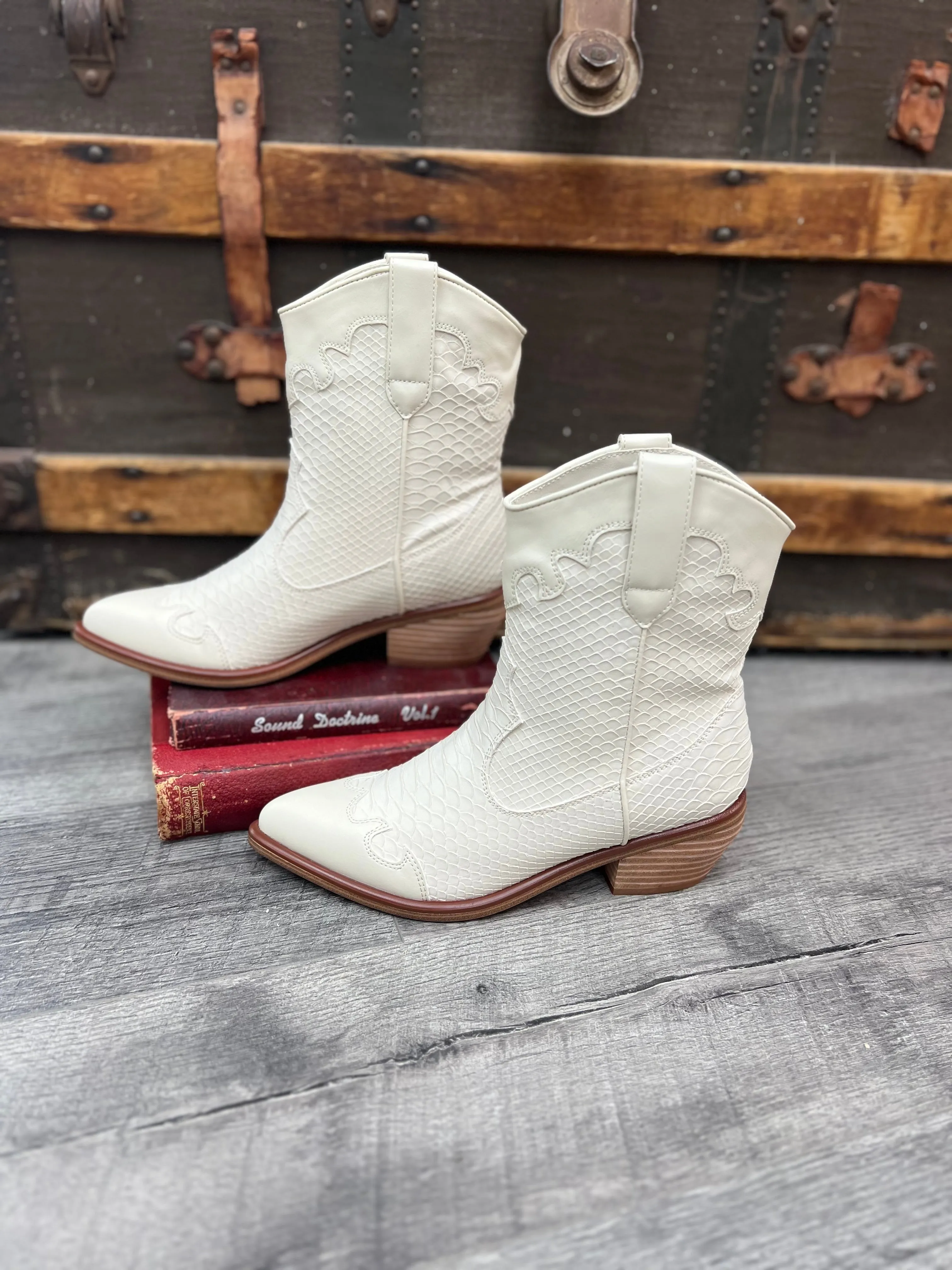 Grab & Go Cowboy Boots