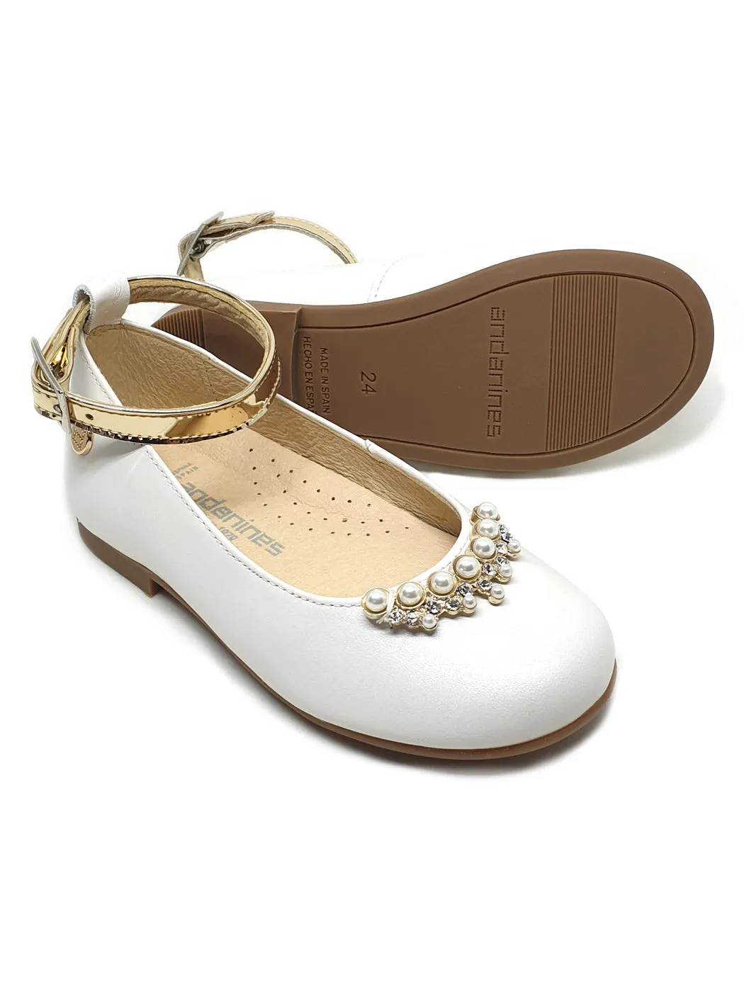 Kid's Ballerina Leather shoe with pearls