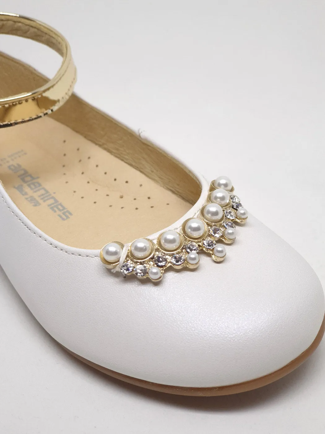 Kid's Ballerina Leather shoe with pearls