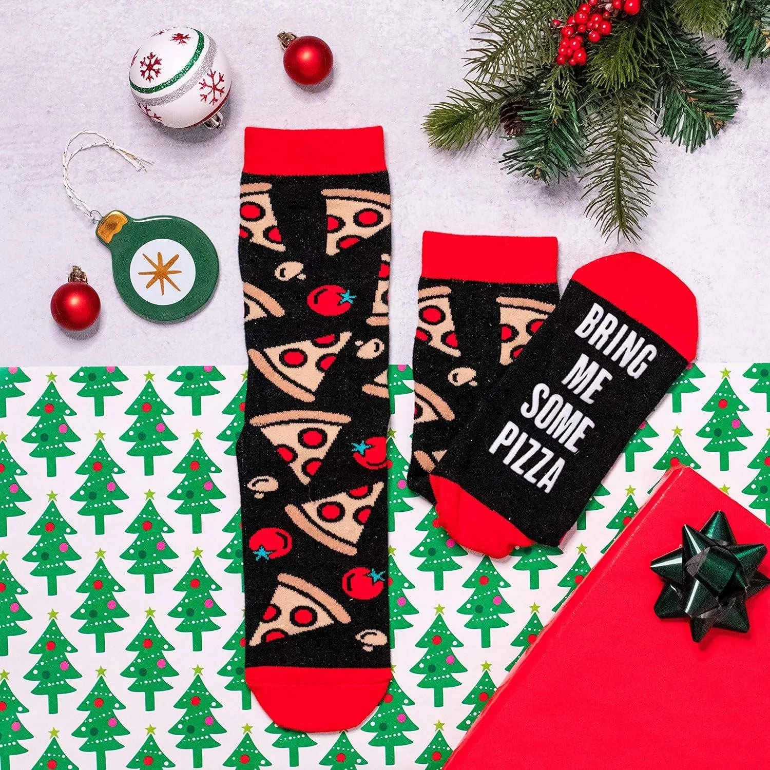 "If You Can Read This, Bring Me Pizza" Socks: The Funniest Feet in Town