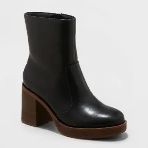 Women's Jenna Platform Boots - Universal Thread