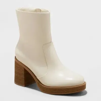 Women's Jenna Platform Boots - Universal Thread